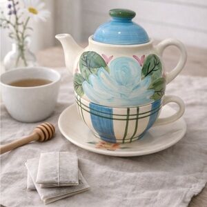 Floral Teapot and Cup Set